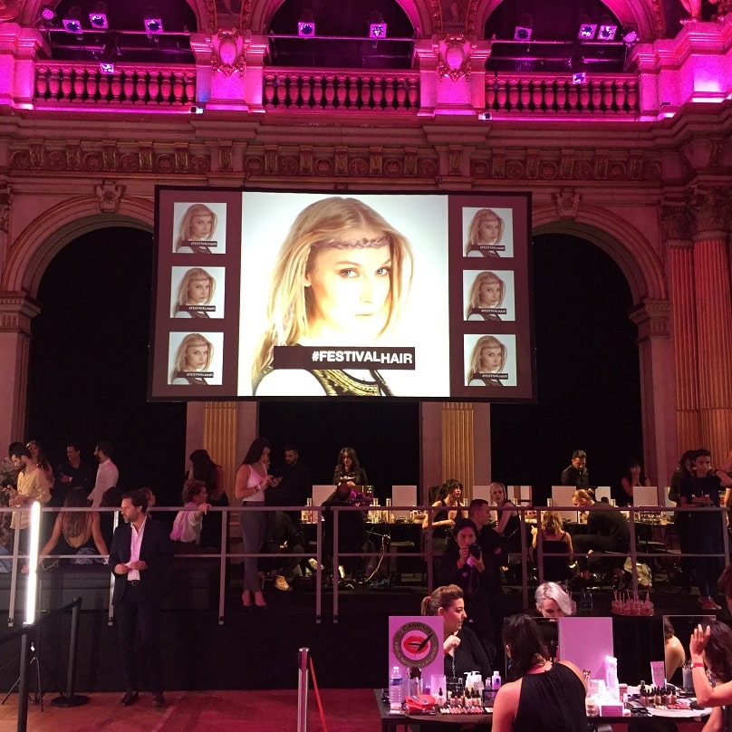 Social Wall L Oreal Paris